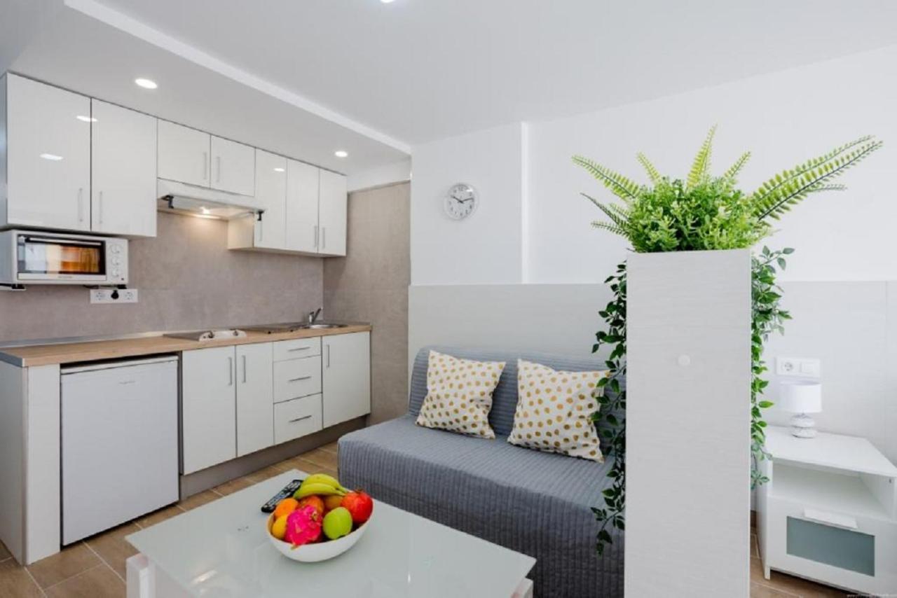319 Modern Accommodation,Sea View, Wi Fi And Pool Playa de las Americas  Ngoại thất bức ảnh